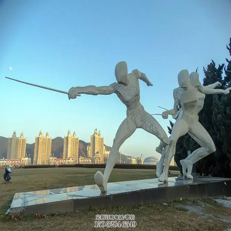 钢铸击剑雕塑 景区雕塑优选 运动员雕塑装饰精品